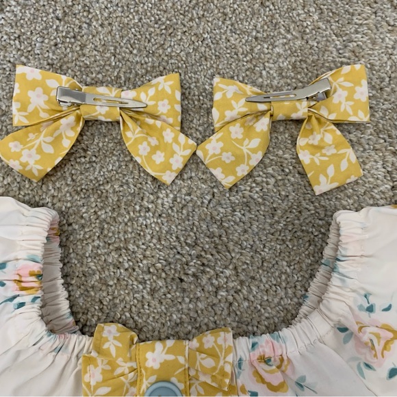 Tabitha Twinkle 5-6 shorts set and bows - Picture 11 of 11